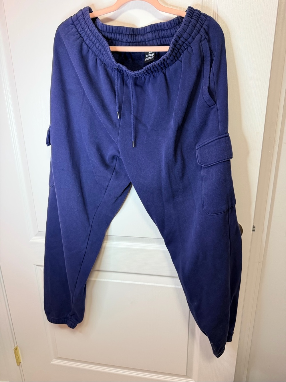 Under Armour Men's Navy Cargo Sweatpants - Unbranded